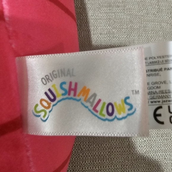 Squishmallow Kellytoy Valentine Squad Plush Toy, 12" Ottie The Cupcake, NWT - Picture 7 of 8